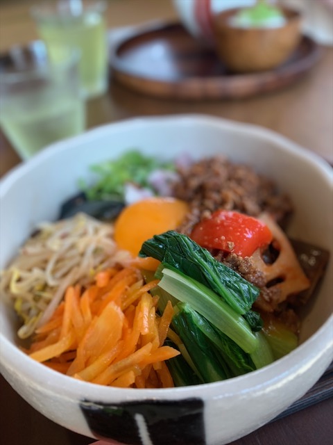 お出汁と麺 とある